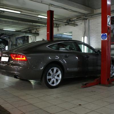 Ауди А7 в автосервисе