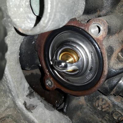 Замена термостата Ауди ТТ