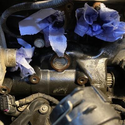 Замена помпы Ауди Q3