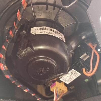 Замена моторчика печки Ауди Q3