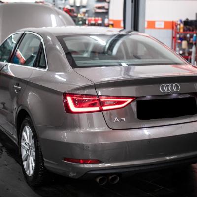 Ауди А3 в процессе замены топливных форсунок