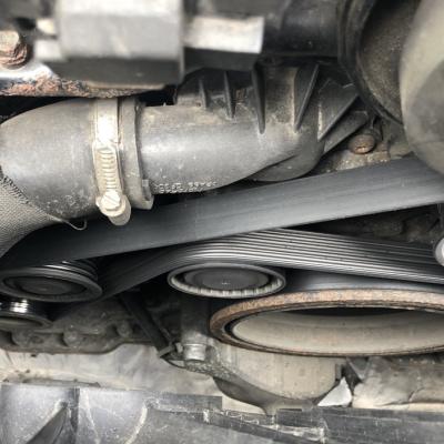 Замена приводного ремня Ауди А6