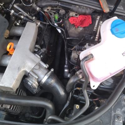 Замена датчика давления масла Ауди А4 (верхнего)