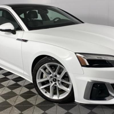 Ауди А5 после замены переднего сальника коленвала в автотехцентре