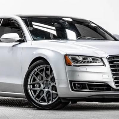 Ауди А8 после замены компрессора кондиционера в автотехцентре