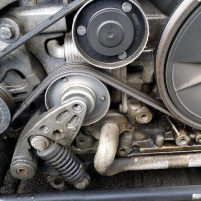 Замена ремня генератора Ауди А8